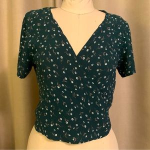 BRANDY MELVILLE Wrapped Crop Top